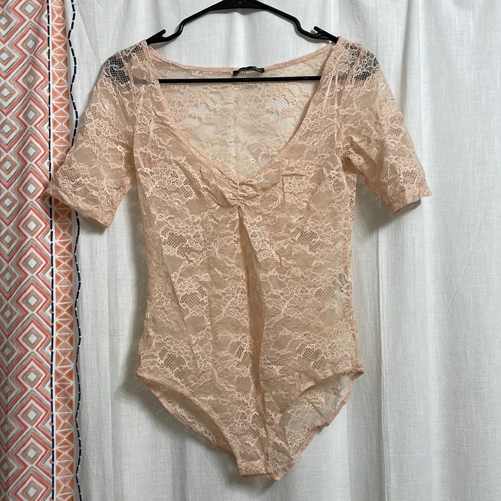NWOT Zara baby pink lace bodysuit Size Medium
